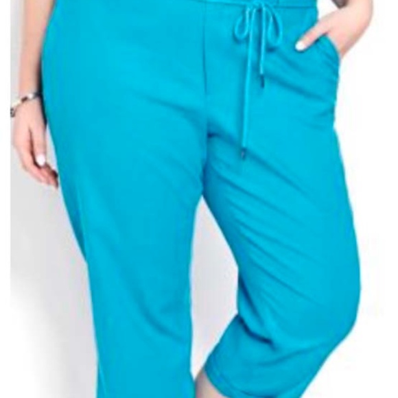 CAPRI, STRETCH LINEN, CARAIBE BLUE, SIZE 24, 53% LINEN 45% VISCOSE 2% SPANDEX, - Picture 1 of 4